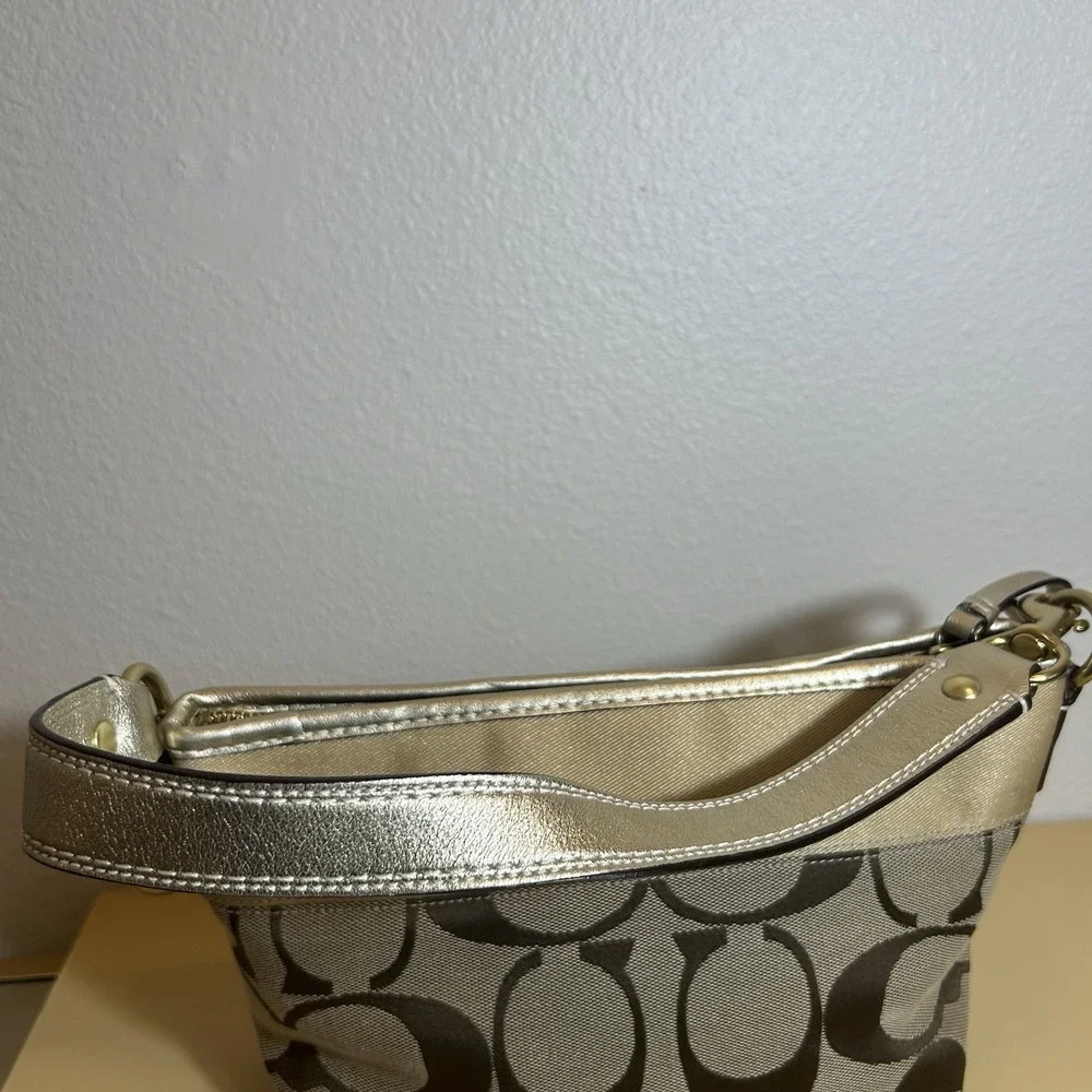 Coach Y2K Signature Canvas Jacquard Baguette 2007 Shoulder Bag/Purse Gold Hardwa